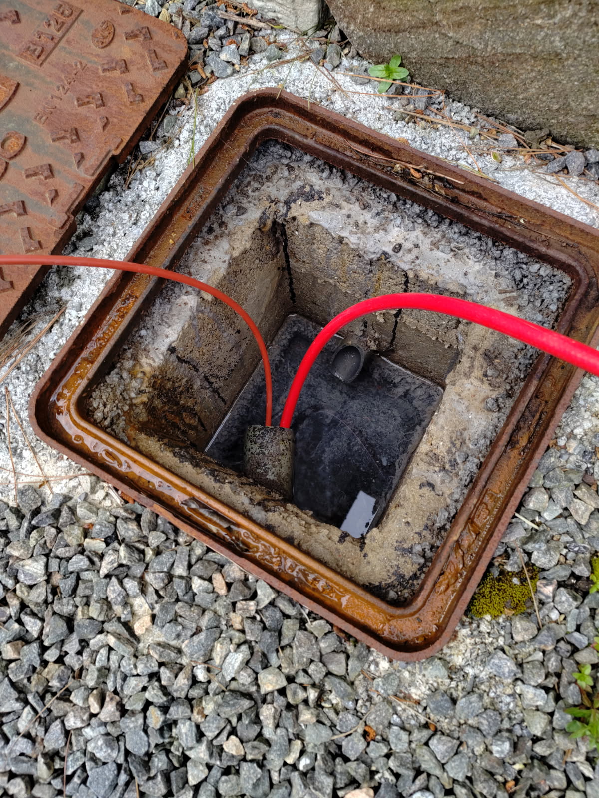 Camion SOS Canalisations 82 en intervention à Moissac