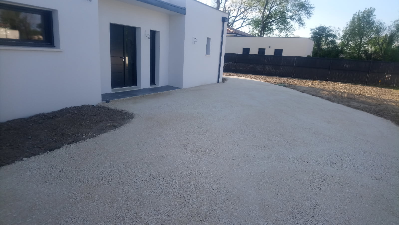 Travaux de terrassement pour installation d’assainissement autonome